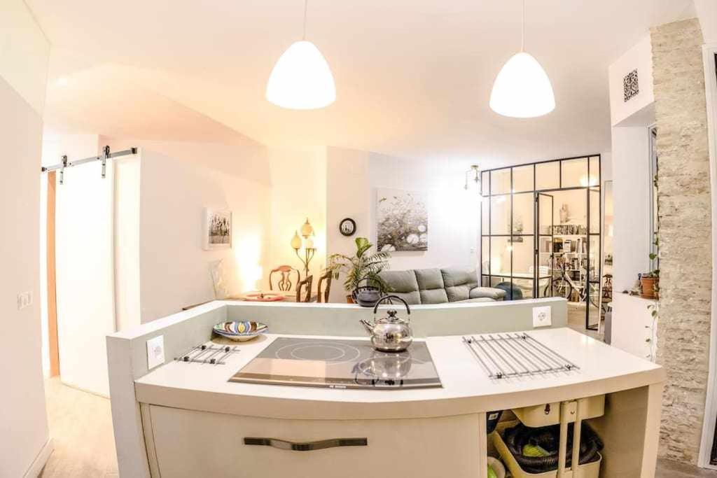 Monkeys Apartments La Artista セビリア エクステリア 写真